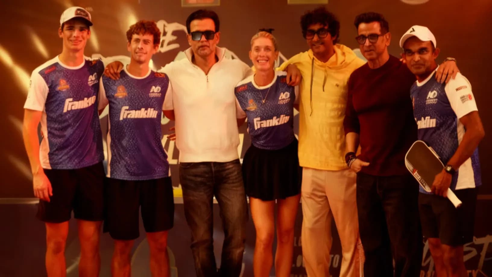 बॉलीवुड सितारों ने ग्लोबल पिकलबॉल लीग सीज़न में शिरकत की।